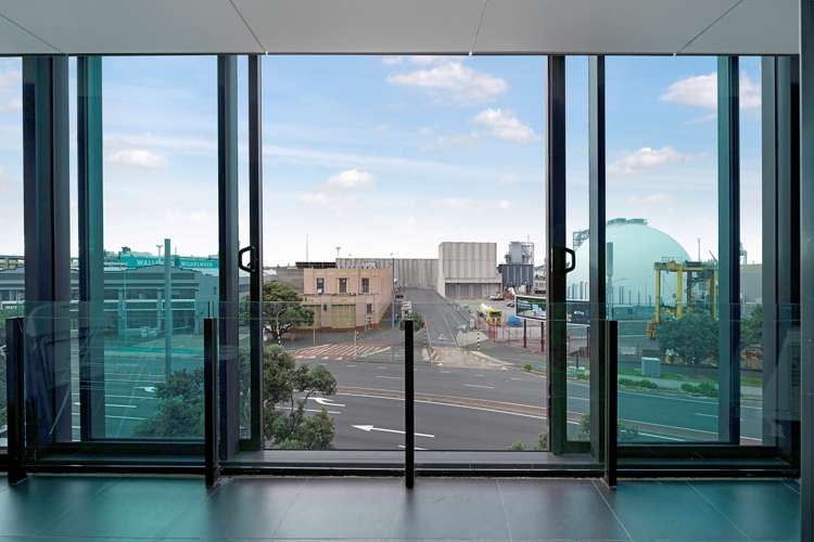 319/6 Dockside Lane Auckland Central_6