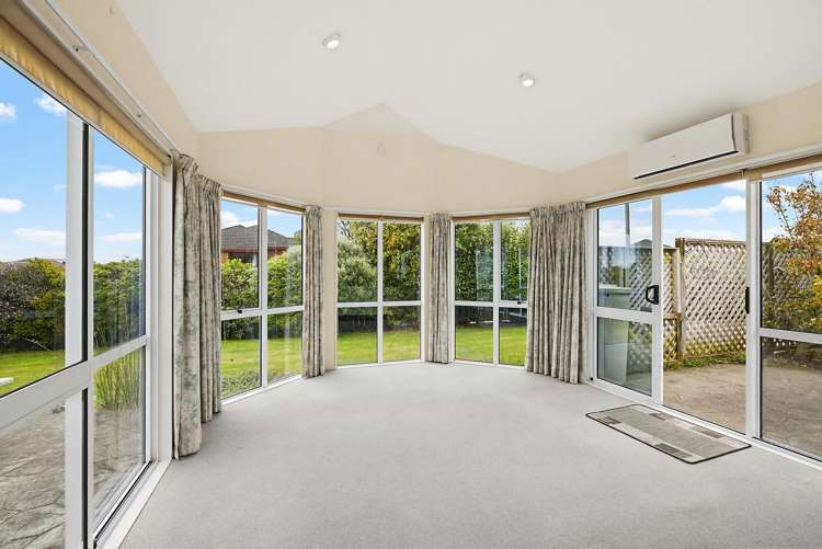 1 Tombane Terrace Papakowhai_10