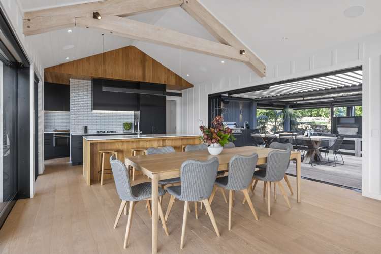 20 Marine View Road Onetangi_10