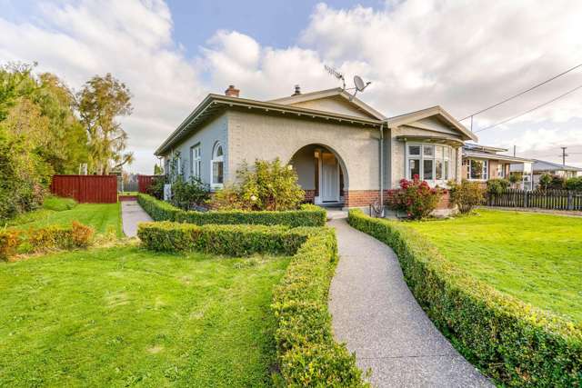 Solid family home with classic kiwi backyard