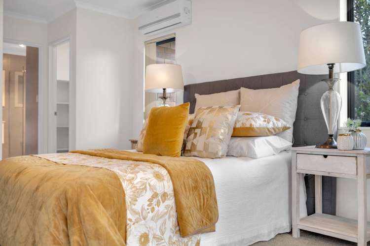 7 Duntrune Road Flat Bush_16