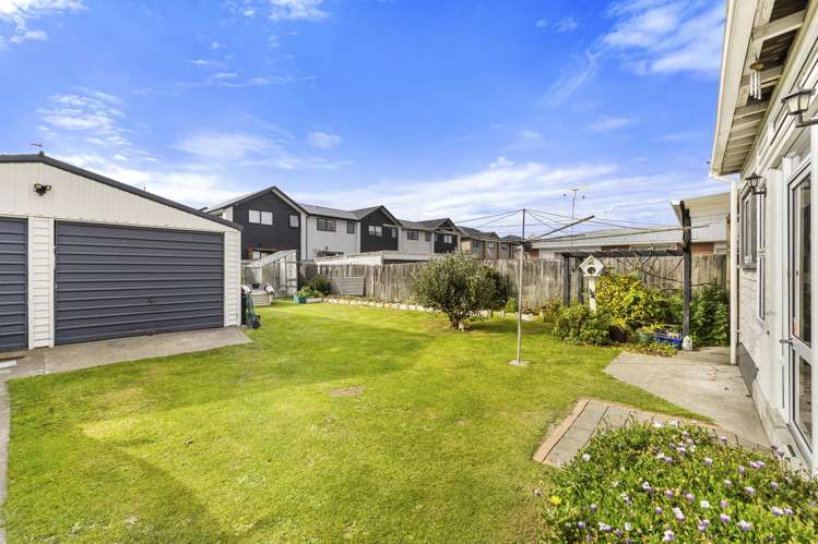 16 Whiteleigh Avenue Addington_14