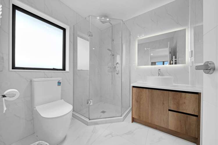 69 Koromeke Street Flat Bush_23