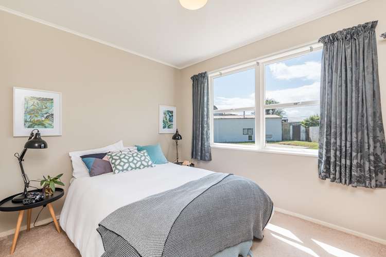 20 Rewarewa Road Te Atatu Peninsula_11