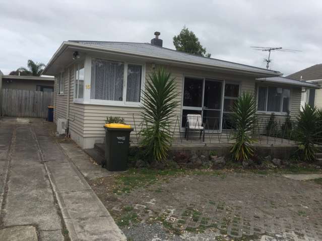 15 Ozich Avenue Te Atatu South_4