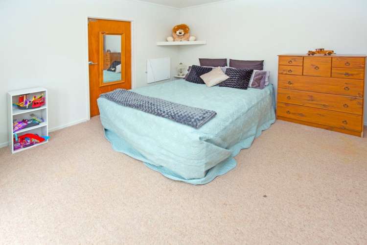 70 Vandeleur Avenue Birkdale_13