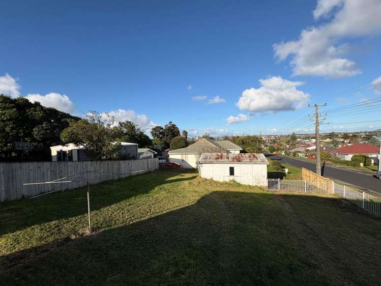 25 Lynwood Road New Lynn_18