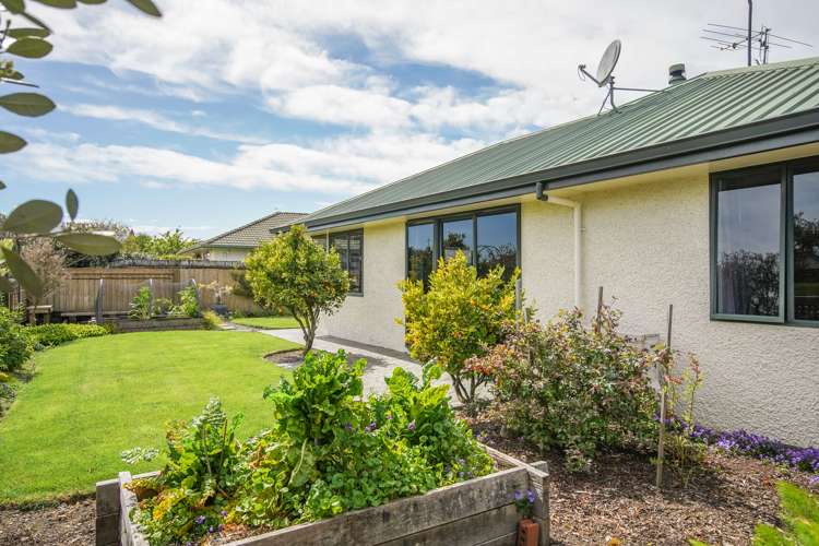 7 Heath Place Stoke_18