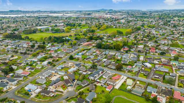 12 Tiari Place Mangere East_2