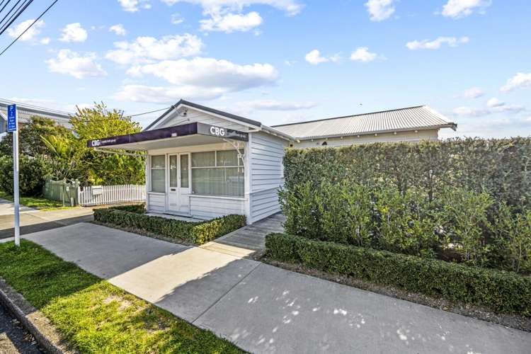61 Shakespeare Road_0