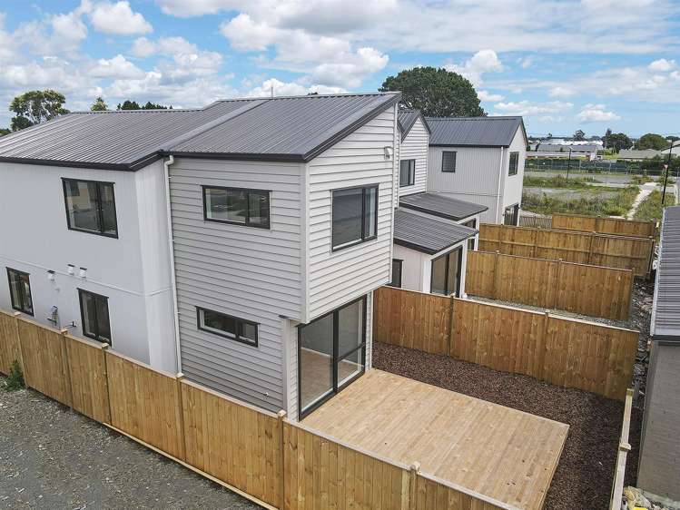 6 Combat Street Papakura_12