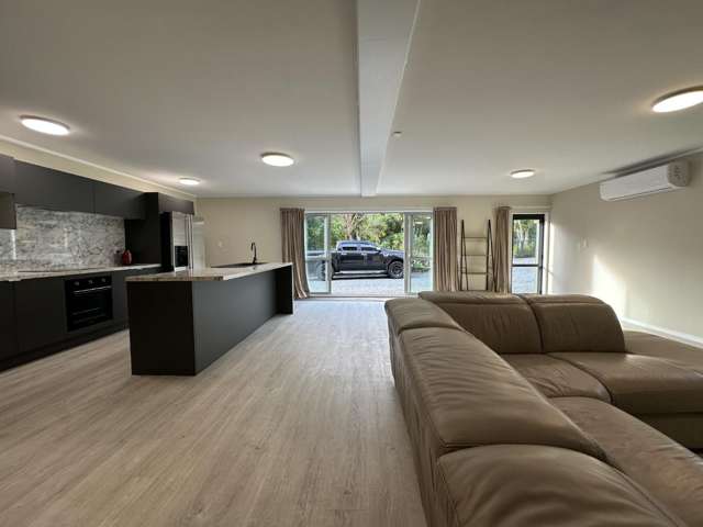 6 Tanah Merah Drive 10938_2