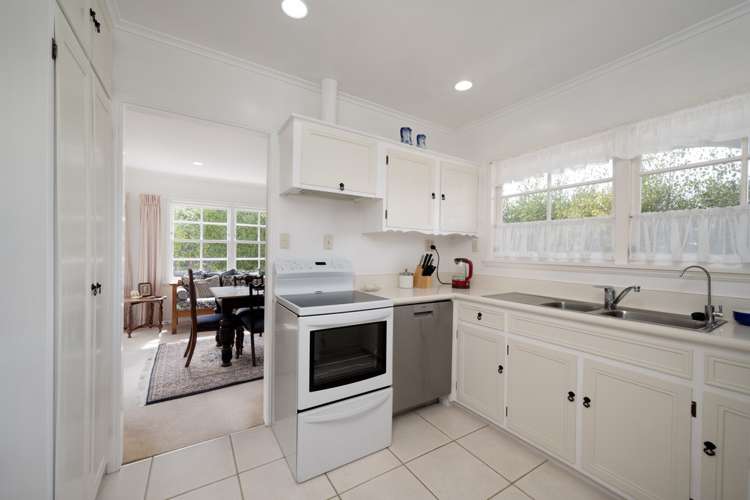 12 Hutchinsons Road Bucklands Beach_8