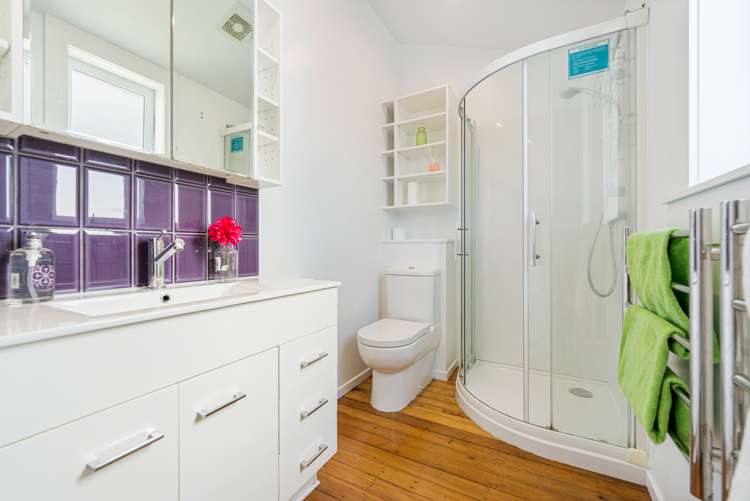 26 Archibald Road Kelston_12