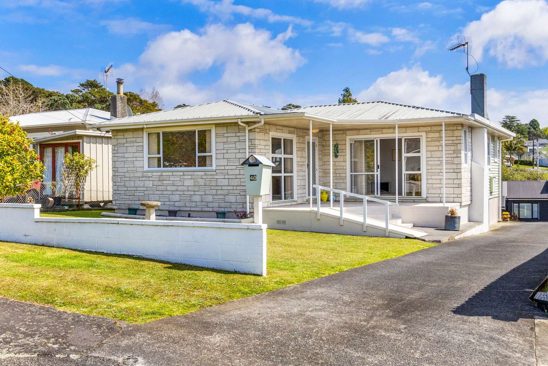 40 Fairmount Road Titirangi_0