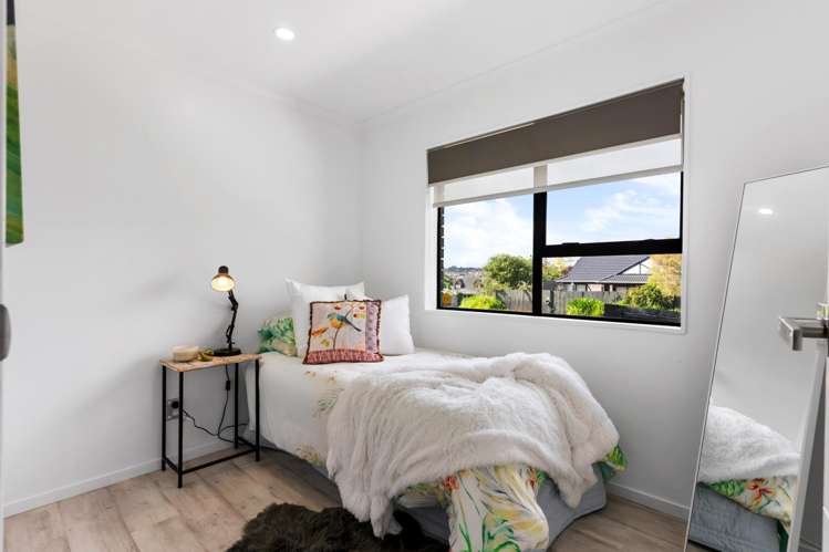 1/131 Botany Road Botany Downs_24