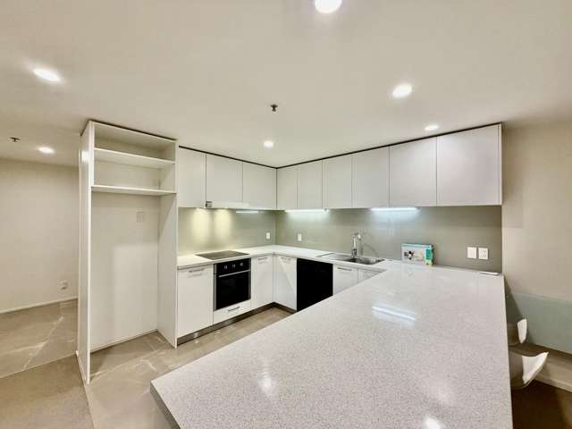 8A/196 Hobson Street 10015_1