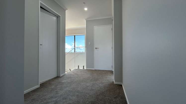 b/85 Sandspit Road Manukau_7