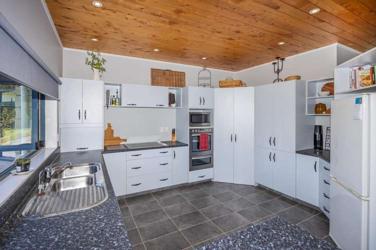 916 Bond Road Te Awamutu_10