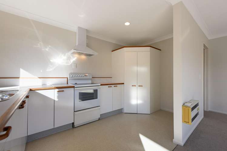 68 Parkers Road_3