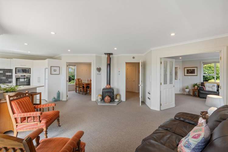 14 Joe Brown Avenue Mosgiel_8