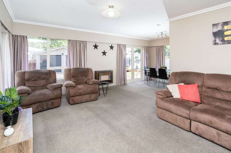 43 Lewis Street Glenview_7