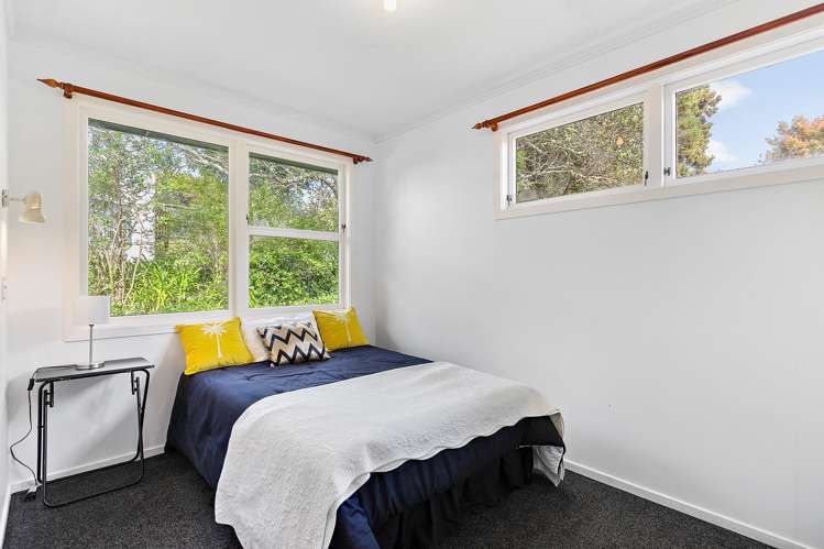 38 Doyly Drive Stanmore Bay_10