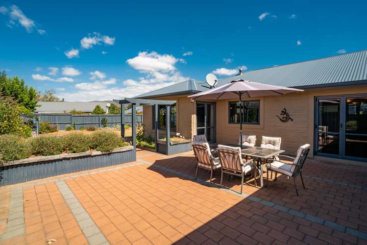 5 Larch Crescent Alexandra_11