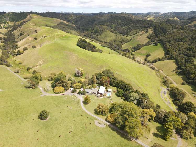 714 Weranui Road Wainui_8