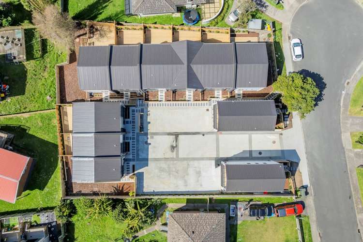 1-11/14 Aplin Place Birkdale_11