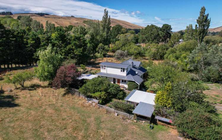 441 Hurunui Mouth Road Domett_23