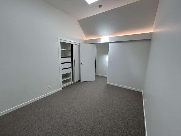 8 Meanda Gardens Sunnyhills_15