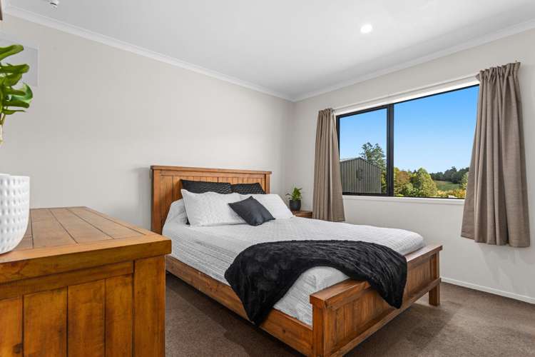 1379 Manawahe Road Manawahe_14