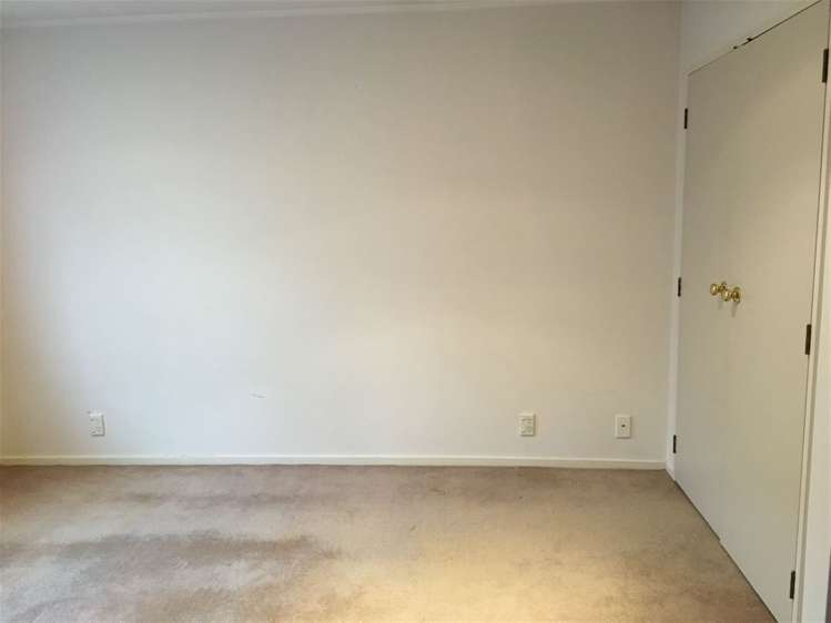 66b Titirangi Road New Lynn_11