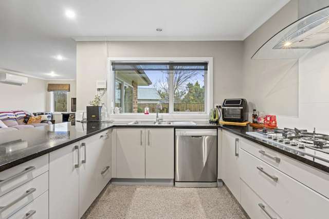 4 Rowling Place 1093_4