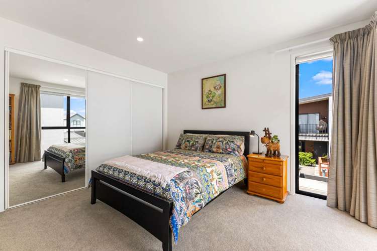 21 Gateway Avenue Beachlands_12