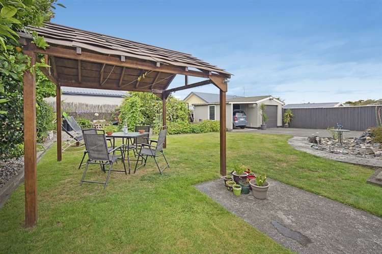 318 Seaview Road Stoke_15