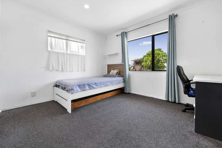 518 & A Chapel Road East Tamaki_8