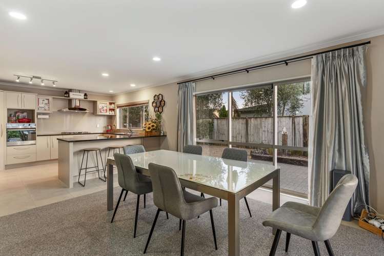 53 Chateau Rise Flat Bush_7