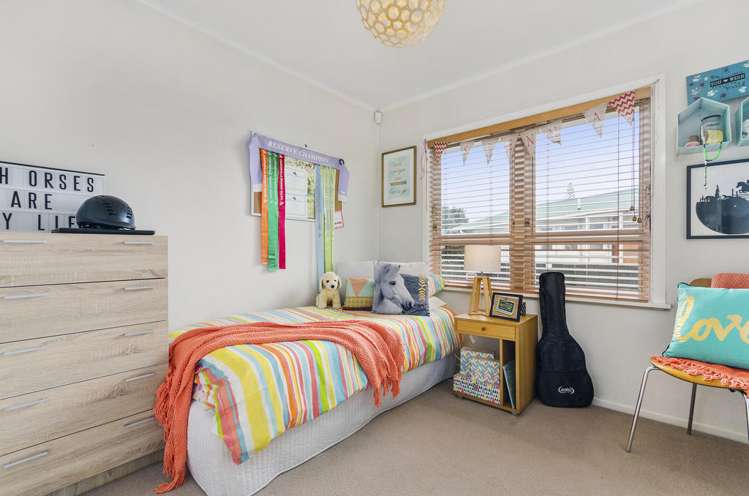 26 Montmere Avenue Te Atatu Peninsula_10