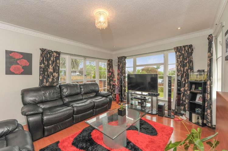 124 Portage Road New Lynn_9