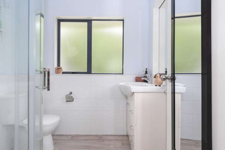 14 Thornlea Drive Welcome Bay_5