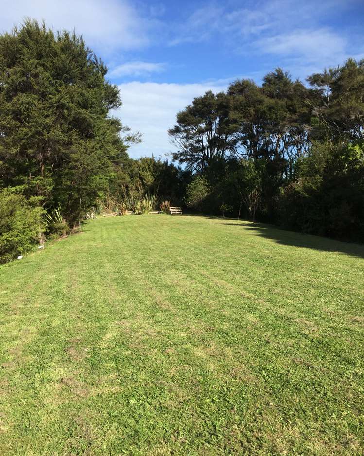 323f Huia Road Titirangi_19