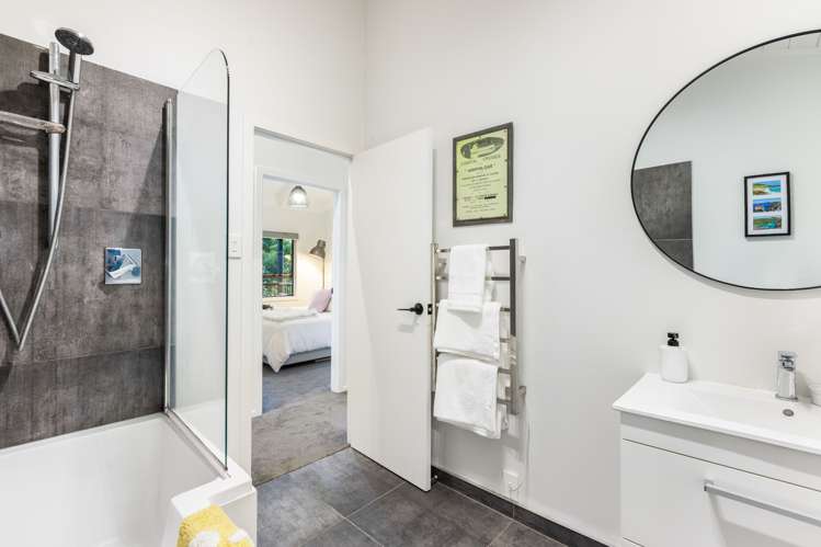 286 Huia Road Titirangi_16