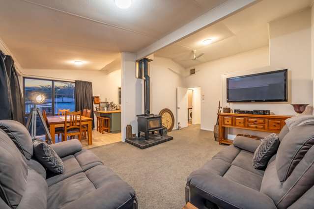 6 Longfellow Street Trentham_1