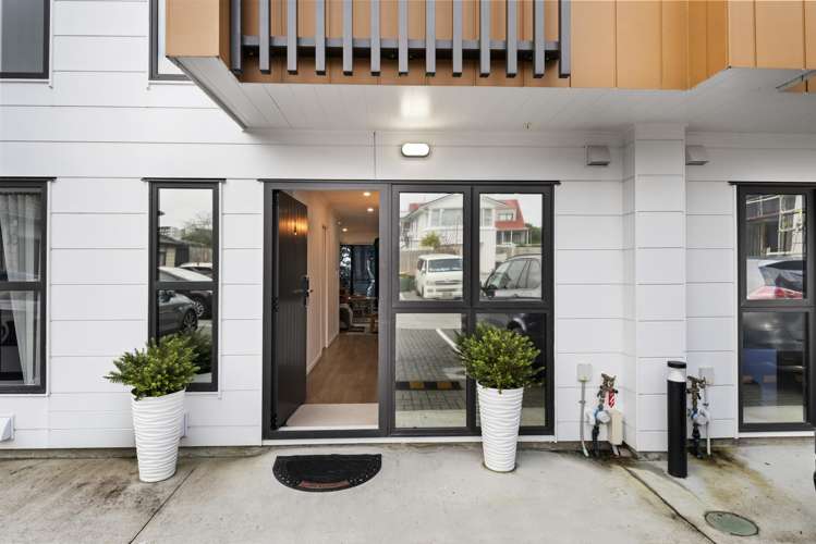 6/32 Brandon Road_1