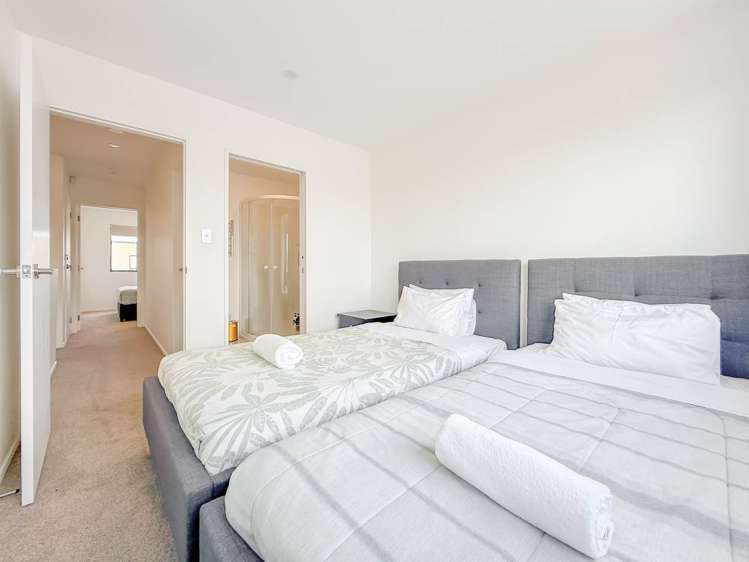 20 Aumarire Lane Favona_8