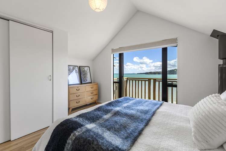 24 Miami Avenue Surfdale_11