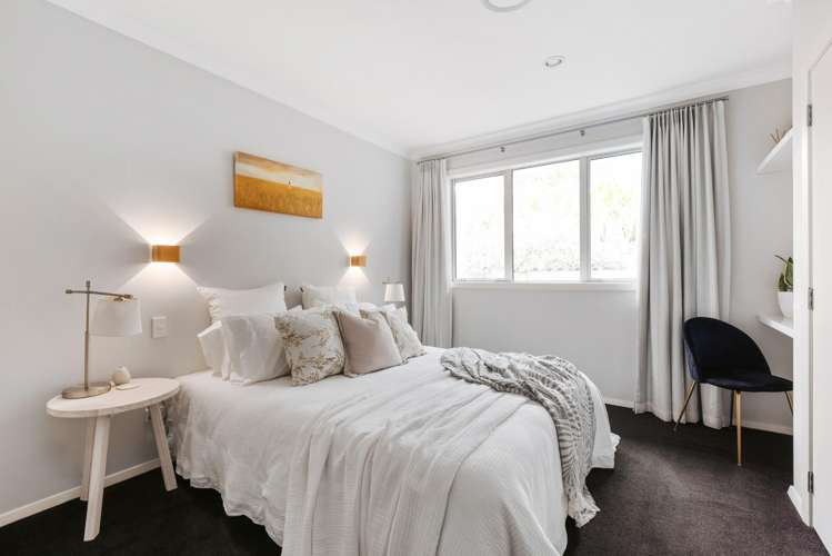 40 Broadwater Close Pyes Pa_40