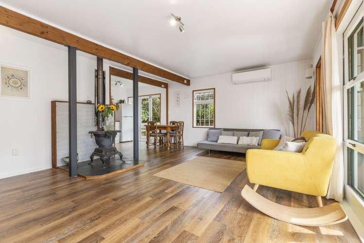 74 Laingholm Drive Laingholm_7